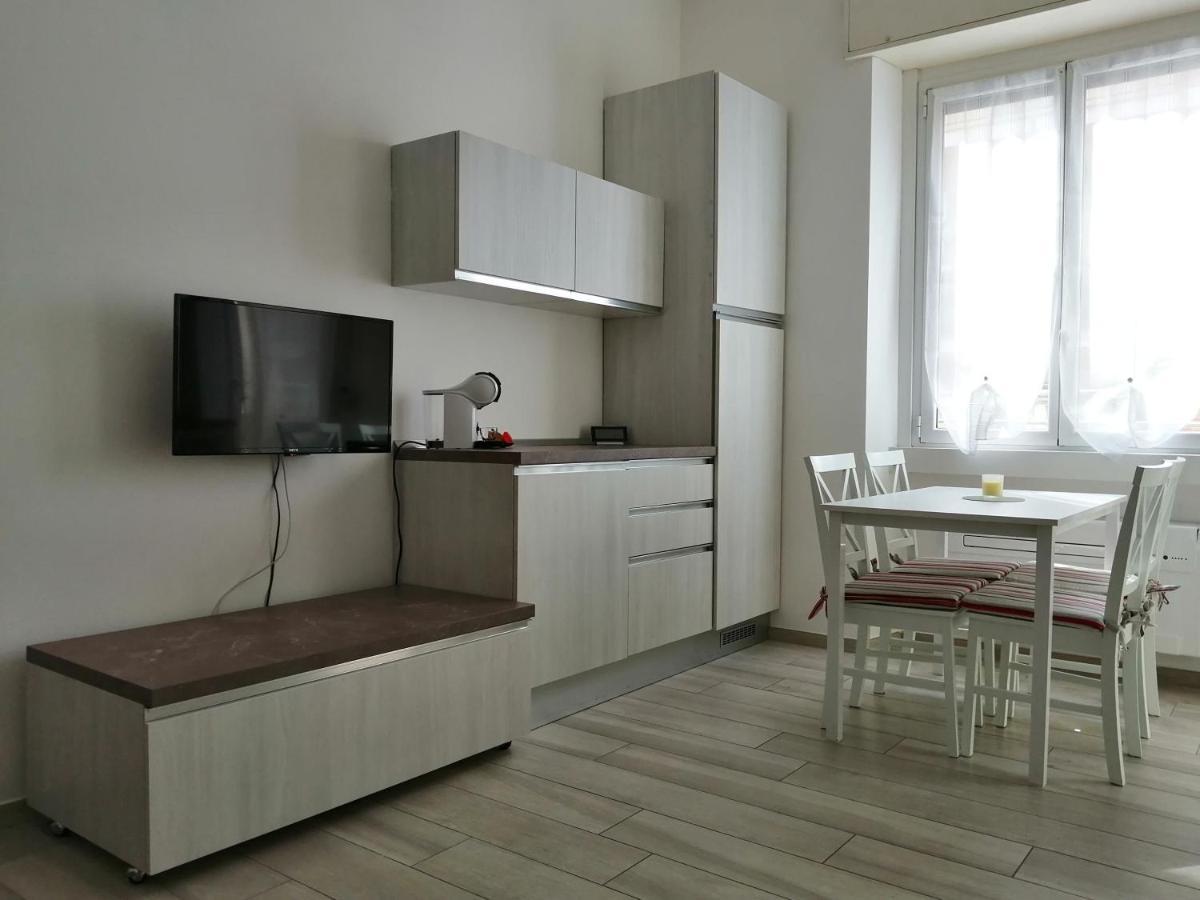 Appartamento Comodo Per Milano E Rho Fiera Milão Exterior foto