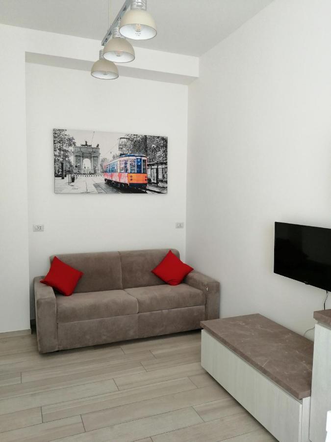 Appartamento Comodo Per Milano E Rho Fiera Milão Exterior foto