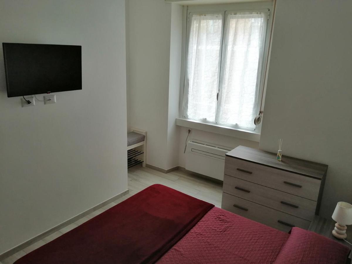 Appartamento Comodo Per Milano E Rho Fiera Milão Exterior foto